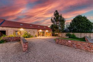 Photo 8- click for photo gallery